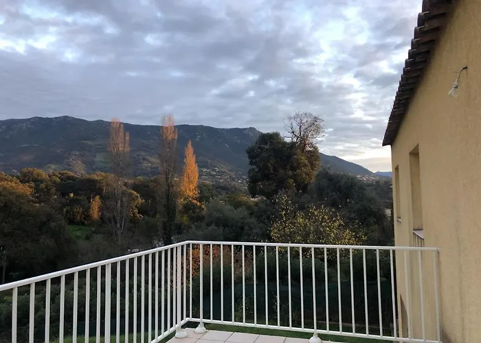 Superbe Appartement Vue Montagne Proximites Grandes Surfaces